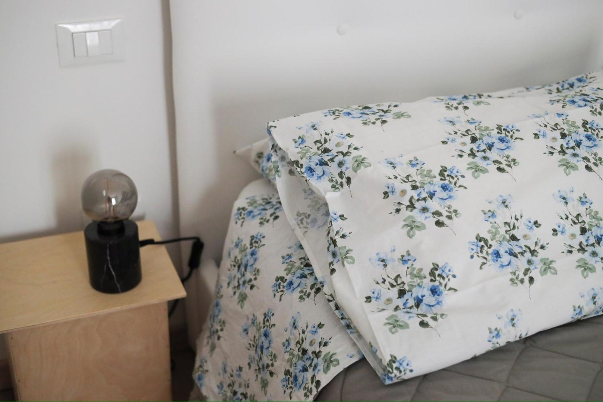 Urban Corner House Apartment Bologna Bagian luar foto