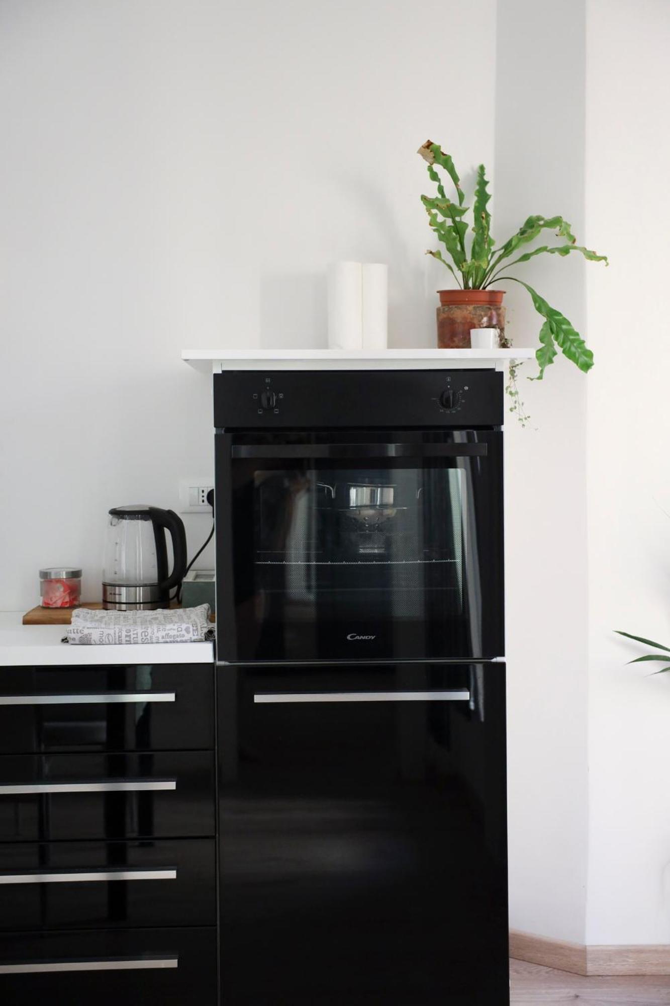 Urban Corner House Apartment Bologna Bagian luar foto